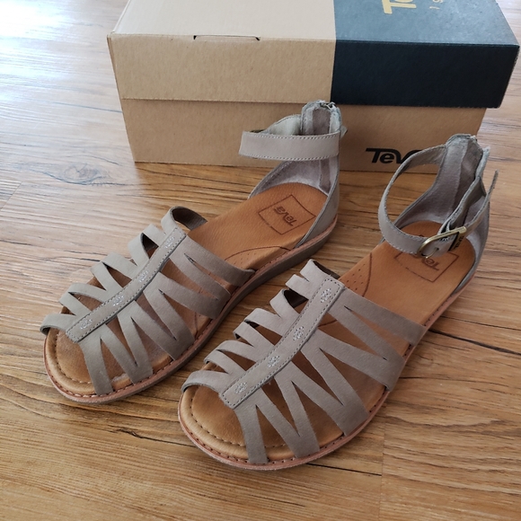 teva encanta sandal